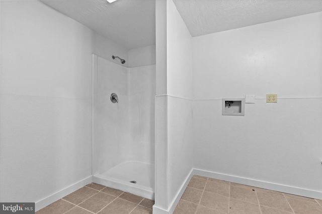 34 MAIN ST, Seven Valleys, PA 17360