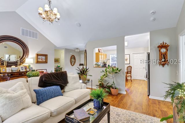 13 Monticello Dr, Hilton Head Island, SC 29926