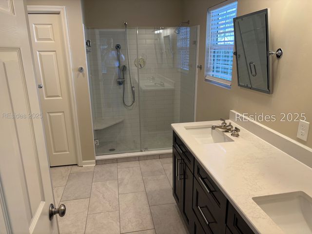 13 Monticello Dr, Hilton Head Island, SC 29926