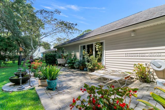 13 Monticello Dr, Hilton Head Island, SC 29926