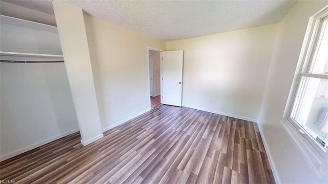 117 Jenness LN, Newport News, VA 23602