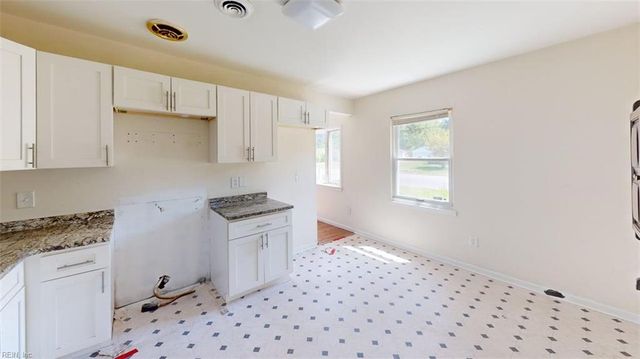 117 Jenness LN, Newport News, VA 23602