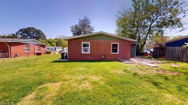 117 Jenness LN, Newport News, VA 23602