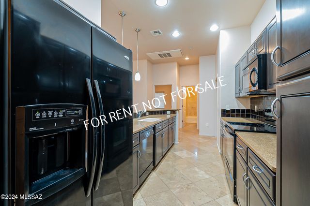 2010 E River Rd Unit 203, Tucson, AZ 85718