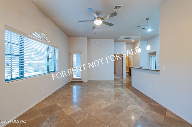 2010 E River Rd Unit 203, Tucson, AZ 85718