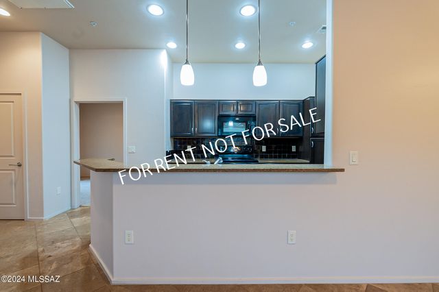 2010 E River Rd Unit 203, Tucson, AZ 85718