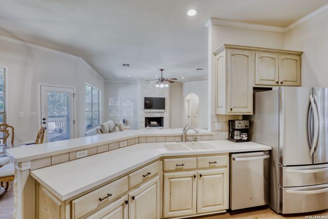 225 Lone Tree, Boerne, TX 78006