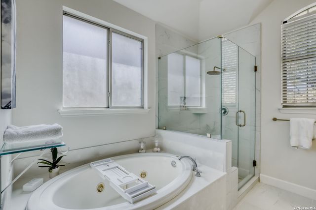 225 Lone Tree, Boerne, TX 78006