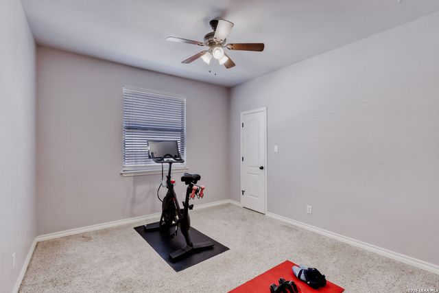 225 Lone Tree, Boerne, TX 78006