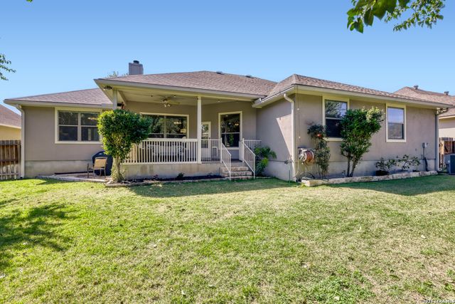 225 Lone Tree, Boerne, TX 78006