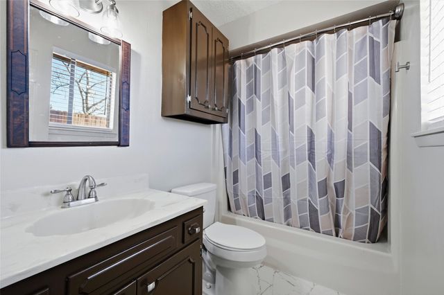 1901 Paula Drive, Denison, TX 75020