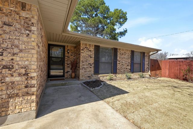 1901 Paula Drive, Denison, TX 75020