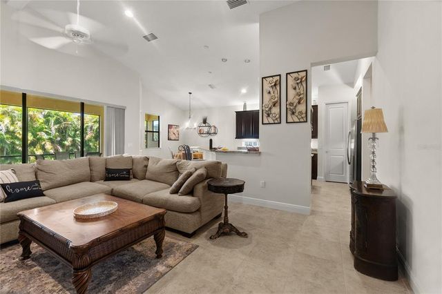 1012 SIBERIAN GLEN, Bradenton, FL 34212