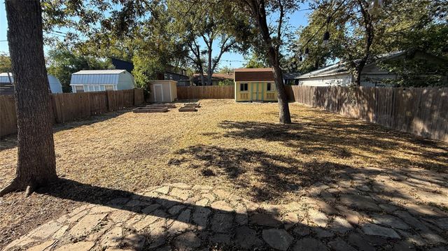 4412 S 2nd ST, Austin, TX 78745