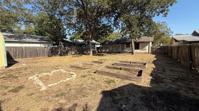 4412 S 2nd ST, Austin, TX 78745