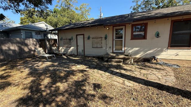 4412 S 2nd ST, Austin, TX 78745