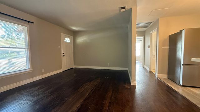 4412 S 2nd ST, Austin, TX 78745