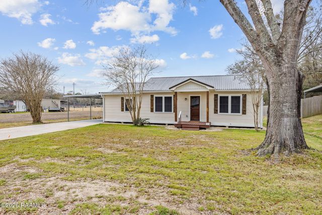 1041 Helen Road, St. Martinville, LA 70582