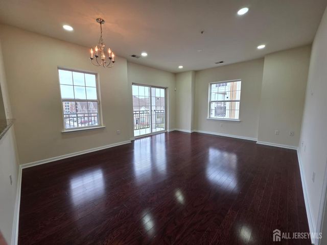 631 Strassle Way, South Plainfield, NJ 07080