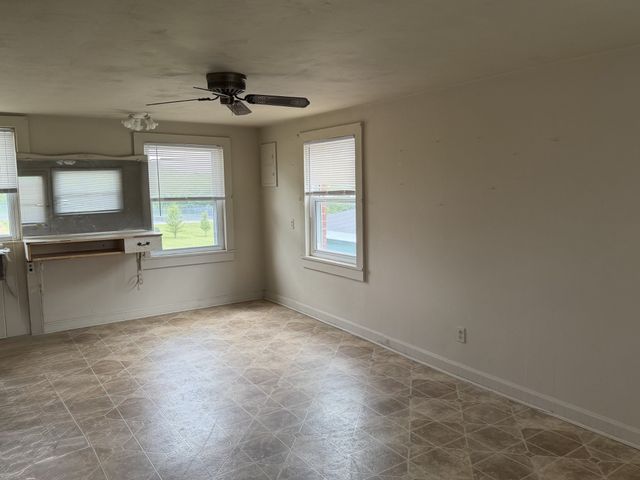 266 Sparta St, Spencer, TN 38585
