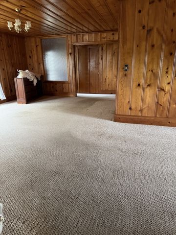 266 Sparta St, Spencer, TN 38585