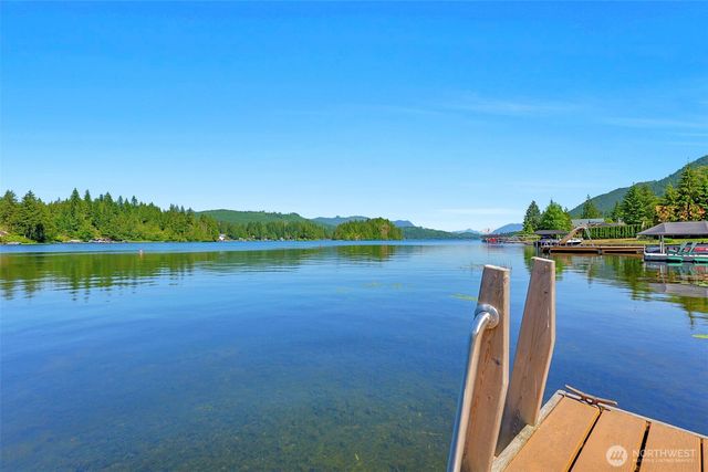 32893 S Shore Drive, Mount Vernon, WA 98274
