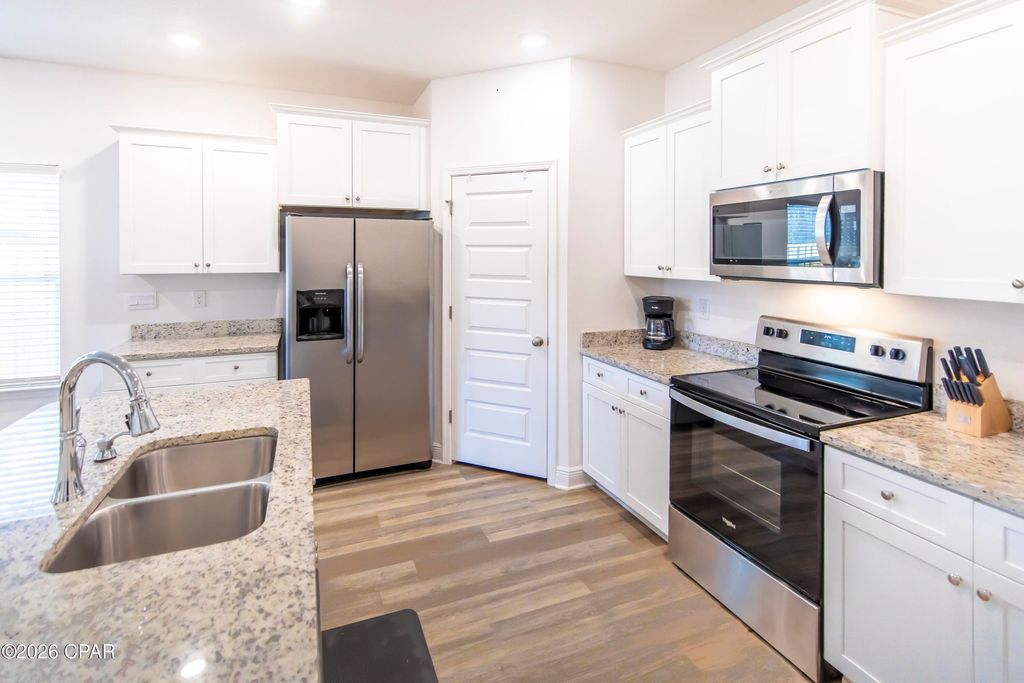 Image 7 of property listing at 609 Hancock Way, Panama City Beach, FL 32413