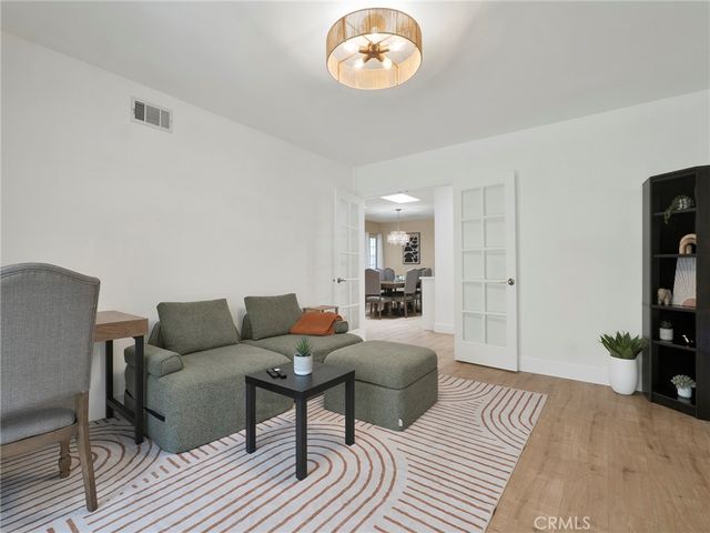 10018 Cozycroft Avenue, Chatsworth, CA 91311