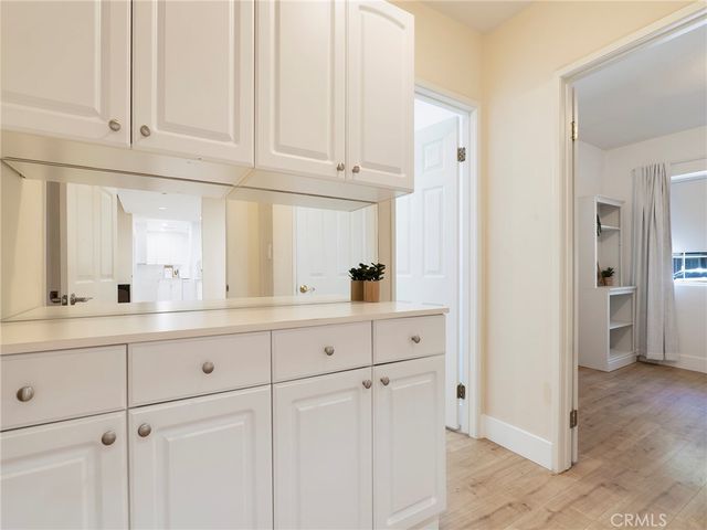 10018 Cozycroft Avenue, Chatsworth, CA 91311