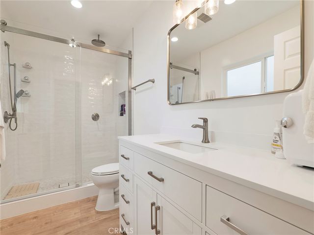 10018 Cozycroft Avenue, Chatsworth, CA 91311