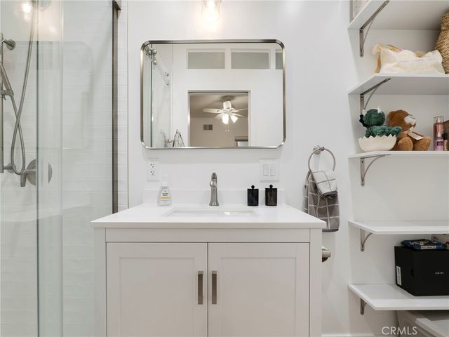 10018 Cozycroft Avenue, Chatsworth, CA 91311