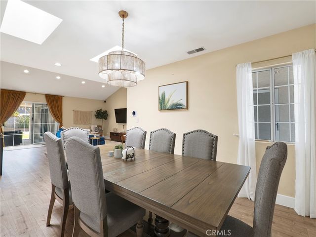 10018 Cozycroft Avenue, Chatsworth, CA 91311