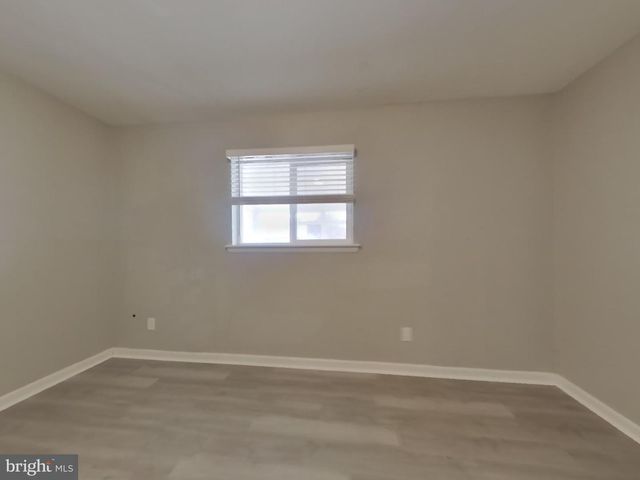 2305 BERKLEY ST, Temple Hills, MD 20748