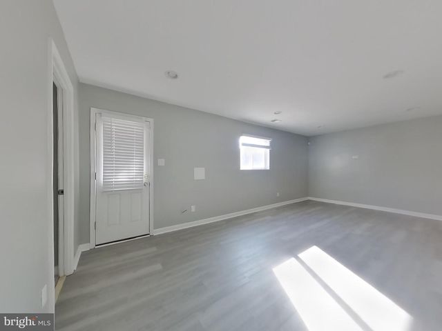 2305 BERKLEY ST, Temple Hills, MD 20748