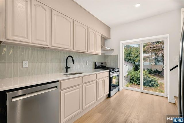 69 Chestnut Street, Lodi, NJ 07644