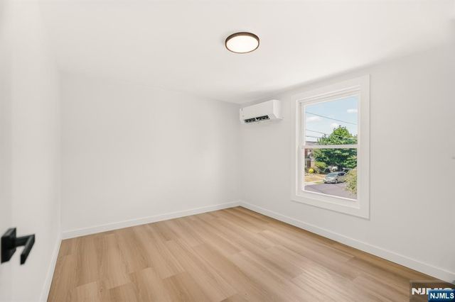 69 Chestnut Street, Lodi, NJ 07644