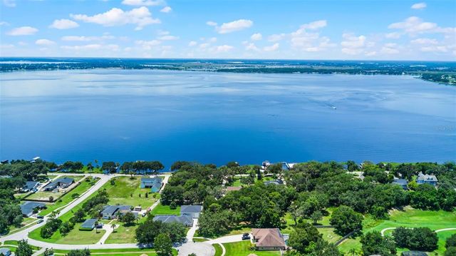 16400 LAKESHORE DRIVE, Minneola, FL 34715