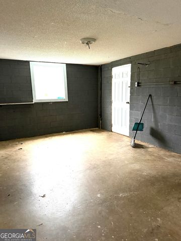 174 Textile Avenue, Lavonia, GA 30553