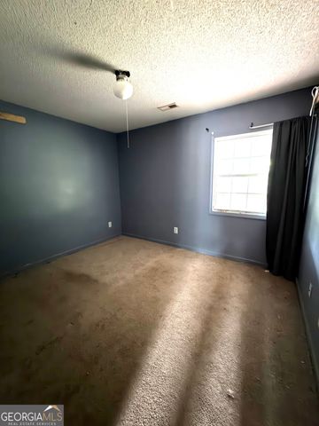 174 Textile Avenue, Lavonia, GA 30553