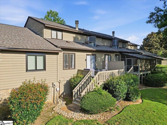 426 Sparrow Hawk Court, Greer, SC 29650