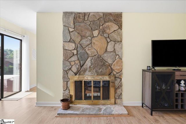 426 Sparrow Hawk Court, Greer, SC 29650