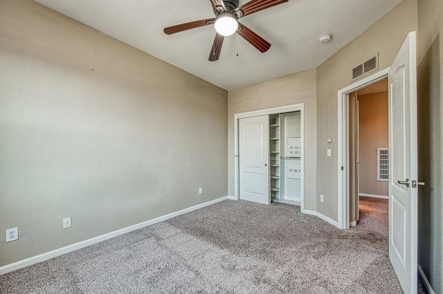 5674 N Lemon Tree Lane, Fresno, CA 93722