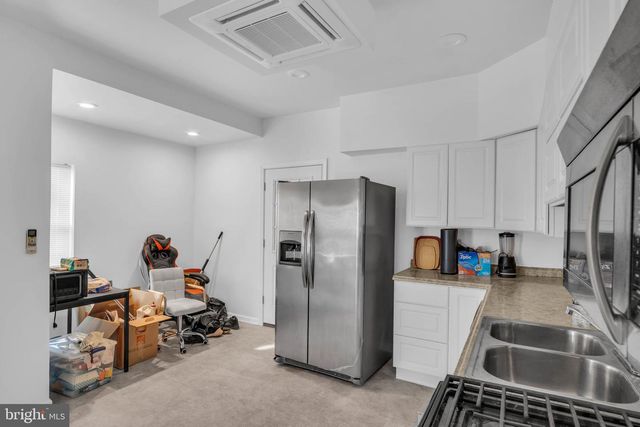 125 E EMAUS ST, Middletown, PA 17057