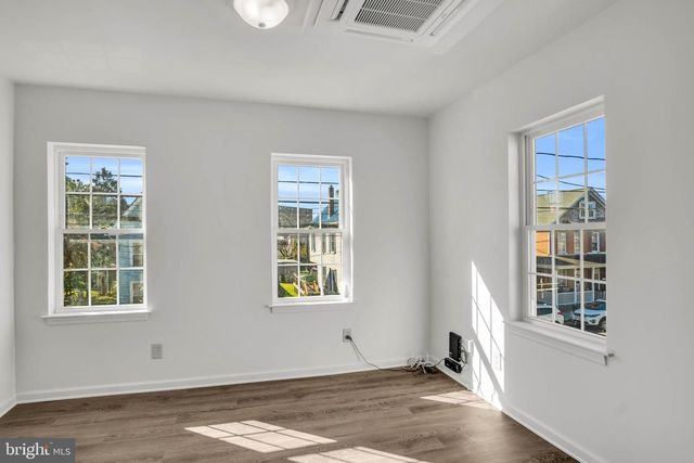 125 E EMAUS ST, Middletown, PA 17057