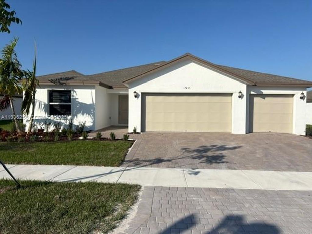 17435 SW 285 st, Homestead, FL 33033