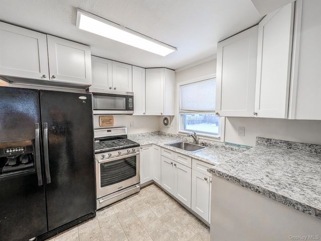 99 Wagon Lane, Centereach, NY 11720