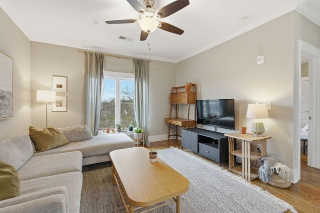 3303 Gallatin Pike Apt 402, Nashville, TN 37216