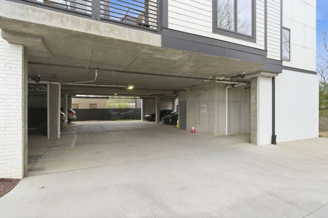 3303 Gallatin Pike Apt 402, Nashville, TN 37216