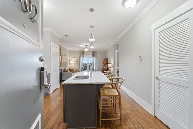 3303 Gallatin Pike Apt 402, Nashville, TN 37216