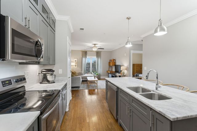 3303 Gallatin Pike Apt 402, Nashville, TN 37216